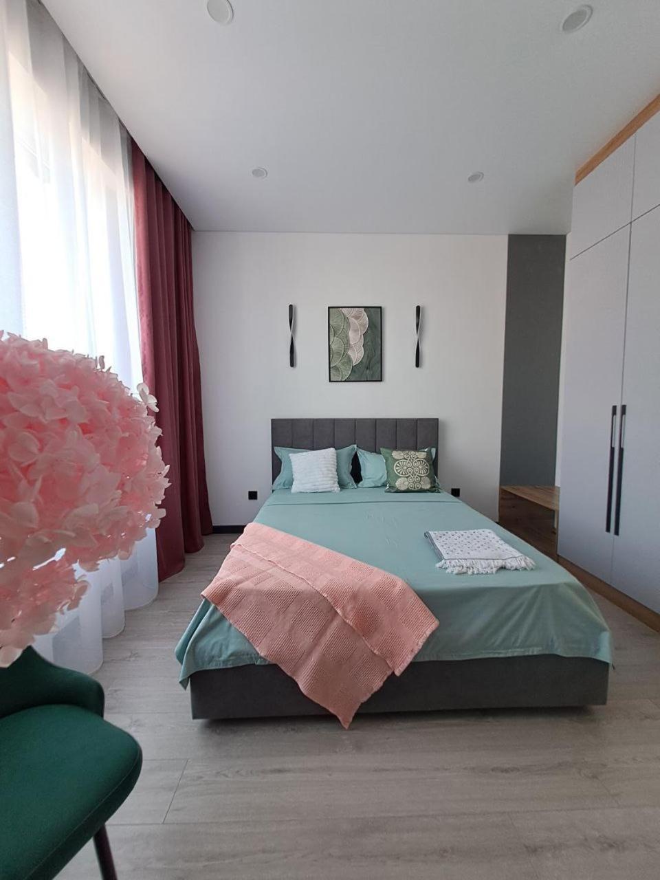 Apartment Stylish Mega Almaty